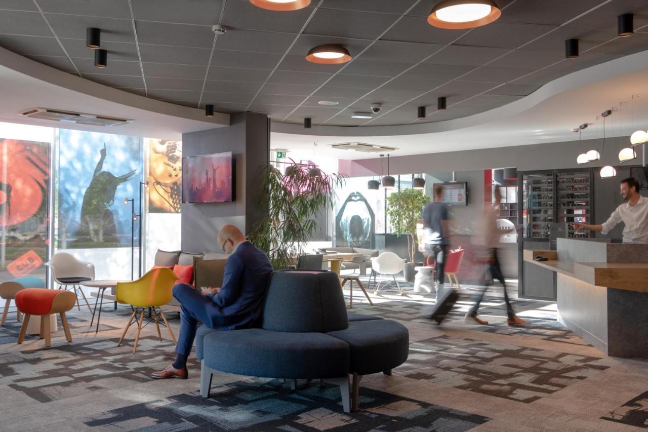 Ibis Lyon Caluire Cite Internationale Hotell Exteriör bild