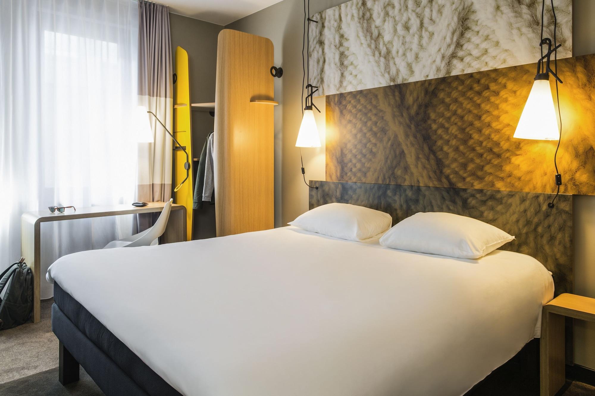 Ibis Lyon Caluire Cite Internationale Hotell Exteriör bild