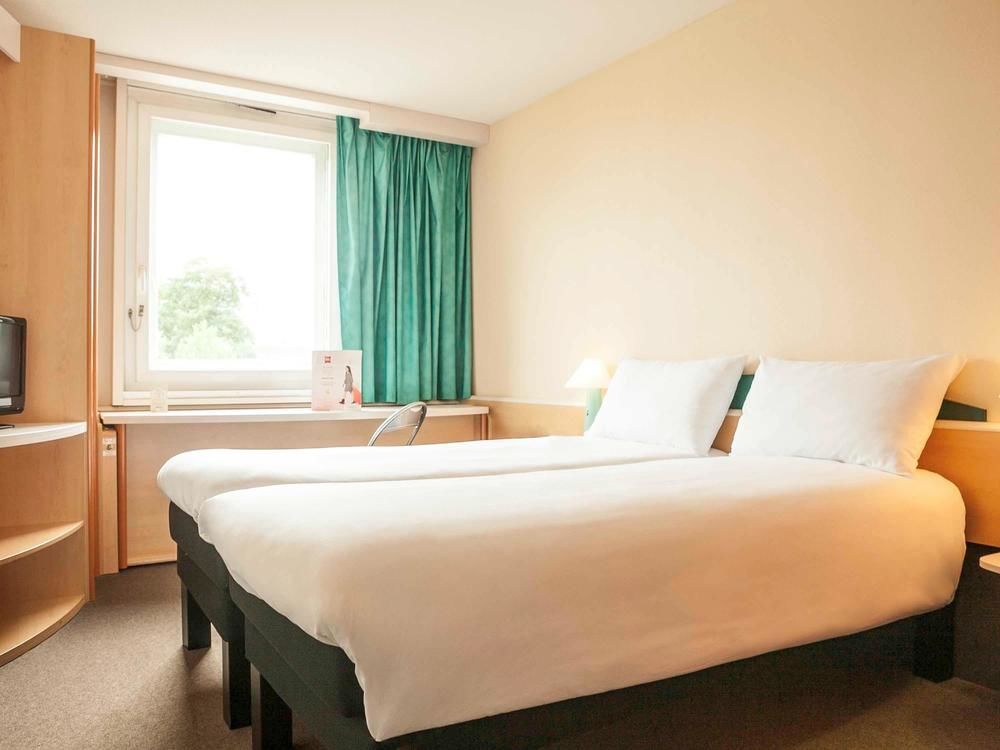 Ibis Lyon Caluire Cite Internationale Hotell Exteriör bild