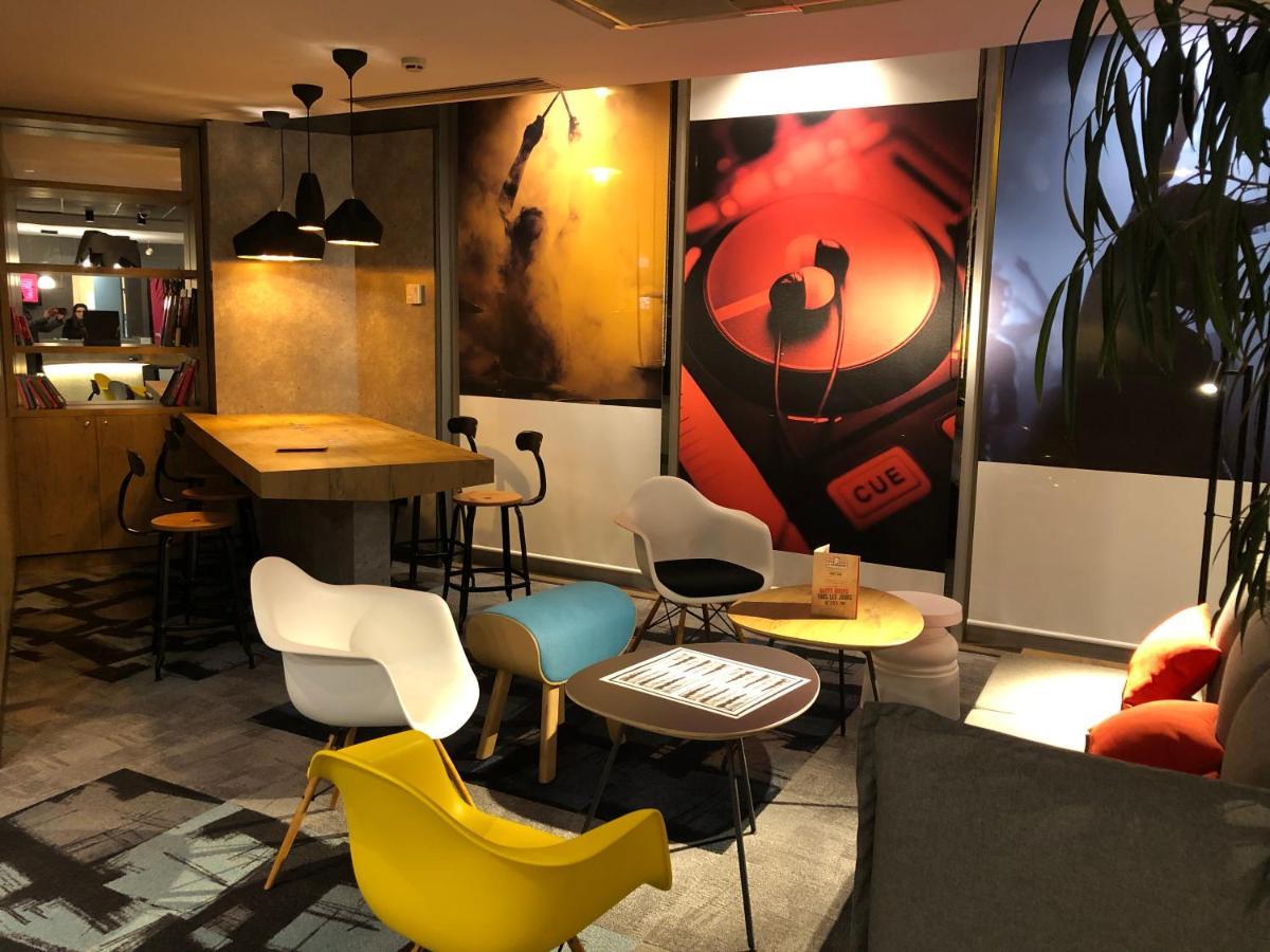 Ibis Lyon Caluire Cite Internationale Hotell Exteriör bild